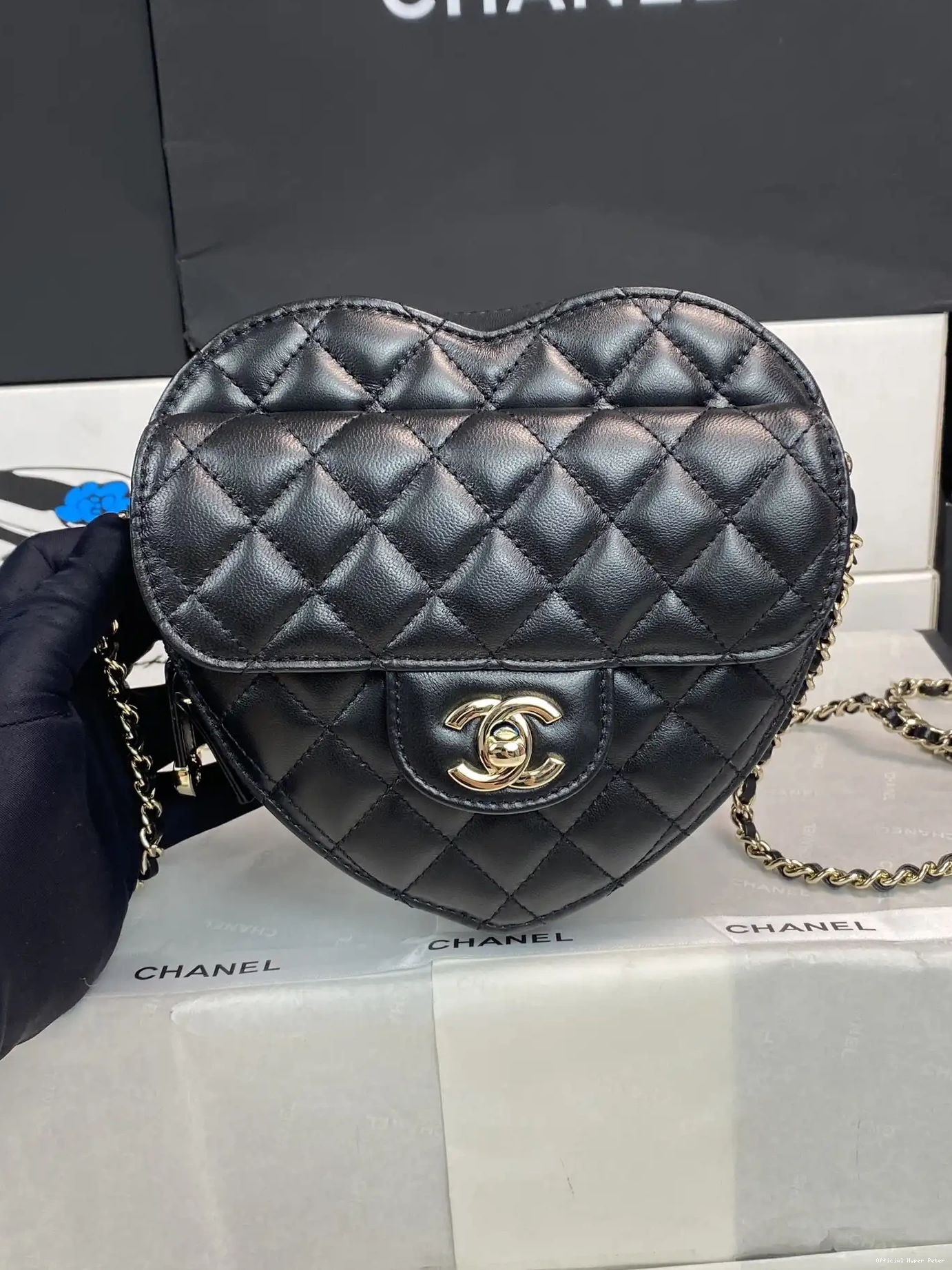 Hyper Peter Bag-18*16.5*6.5CM Heart CHANEL 0630